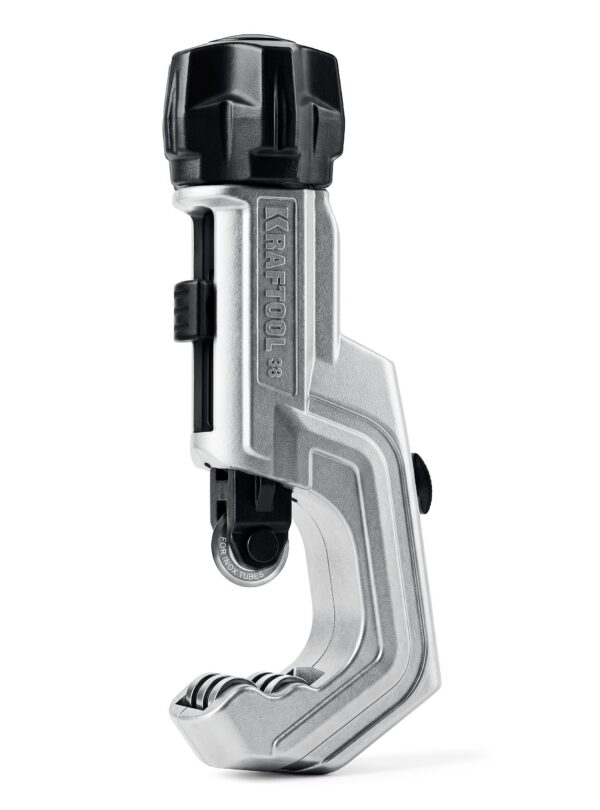 8365747
